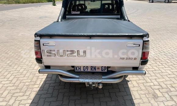 Acheter Occasion Voiture Isuzu KB Blanc à Beitbridge, Matabeleland South Acheter Occasion Voiture Isuzu KB Blanc à Beitbridge, Matabeleland South
