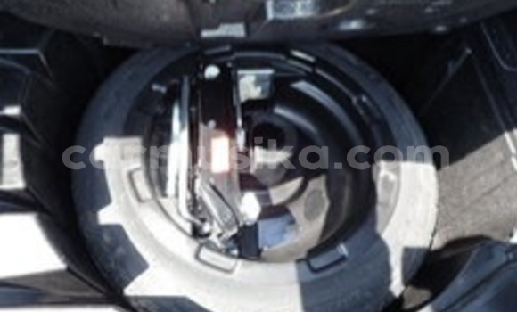 Acheter Occasion Voiture Mercedes-Benz C180 COUPE Gris à Beitbridge, Matabeleland South Acheter Occasion Voiture Mercedes-Benz C180 COUPE Gris à Beitbridge, Matabeleland South