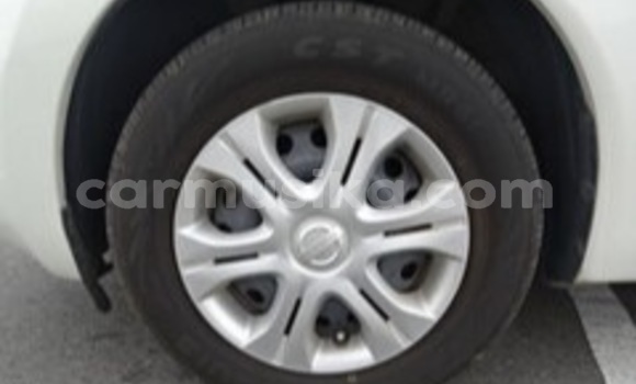 Buy Used Nissan Note White Car in Beitbridge in Matabeleland South Buy Used Nissan Note White Car in Beitbridge in Matabeleland South