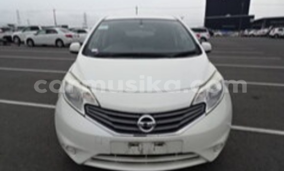 Buy Used Nissan Note White Car in Beitbridge in Matabeleland South Buy Used Nissan Note White Car in Beitbridge in Matabeleland South