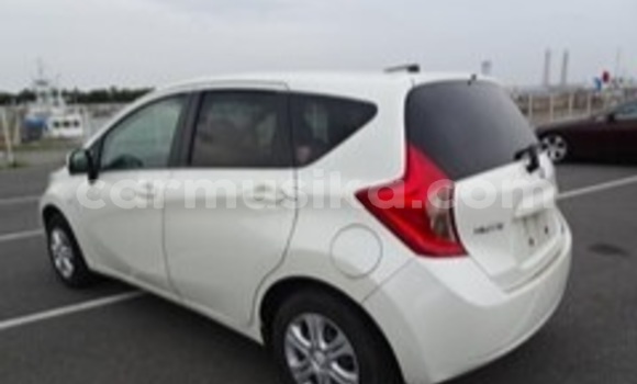 Buy Used Nissan Note White Car in Beitbridge in Matabeleland South Buy Used Nissan Note White Car in Beitbridge in Matabeleland South