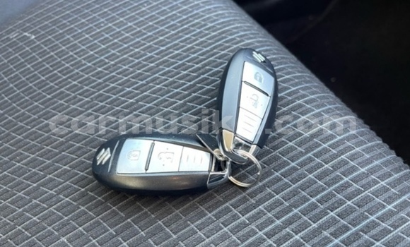 Acheter Occasion Voiture Suzuki Swift Blanc à Beitbridge, Matabeleland South Acheter Occasion Voiture Suzuki Swift Blanc à Beitbridge, Matabeleland South