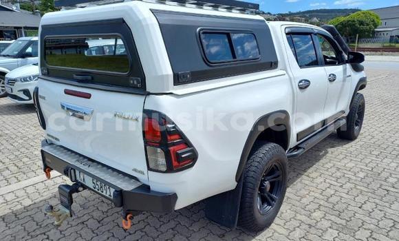 Acheter Occasion Voiture Toyota Hilux Blanc à Beitbridge, Matabeleland South Acheter Occasion Voiture Toyota Hilux Blanc à Beitbridge, Matabeleland South