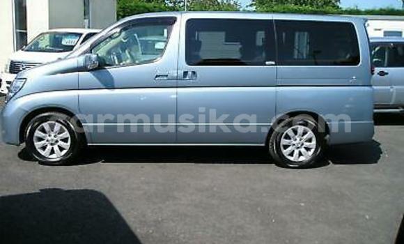 Acheter Occasion Voiture Nissan Elgrand Gris à Borrowdale, Harare Acheter Occasion Voiture Nissan Elgrand Gris à Borrowdale, Harare