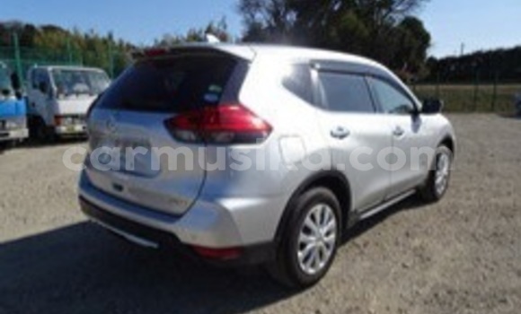 Acheter Occasion Voiture Nissan X–Trail Gris à Beitbridge, Matabeleland South Acheter Occasion Voiture Nissan X–Trail Gris à Beitbridge, Matabeleland South
