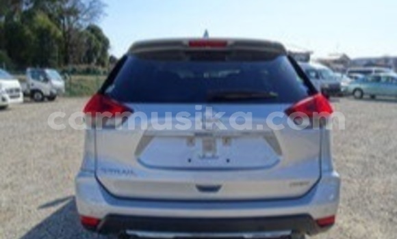 Acheter Occasion Voiture Nissan X–Trail Gris à Beitbridge, Matabeleland South Acheter Occasion Voiture Nissan X–Trail Gris à Beitbridge, Matabeleland South