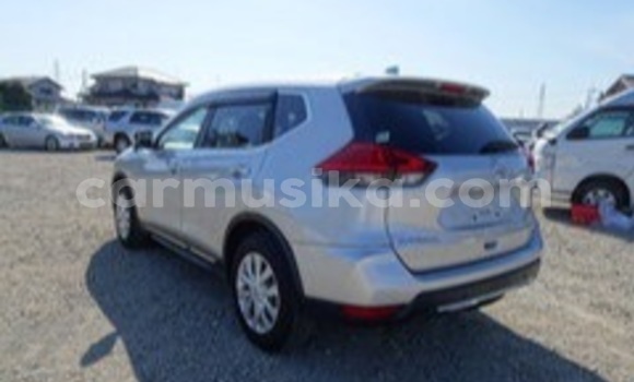 Acheter Occasion Voiture Nissan X–Trail Gris à Beitbridge, Matabeleland South Acheter Occasion Voiture Nissan X–Trail Gris à Beitbridge, Matabeleland South