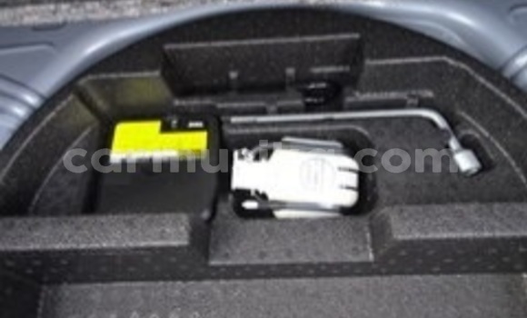 Tenga Tsaru Toyota Vitz Sirivha Mota in Beitbridge in Matabeleland South Tenga Tsaru Toyota Vitz Sirivha Mota in Beitbridge in Matabeleland South