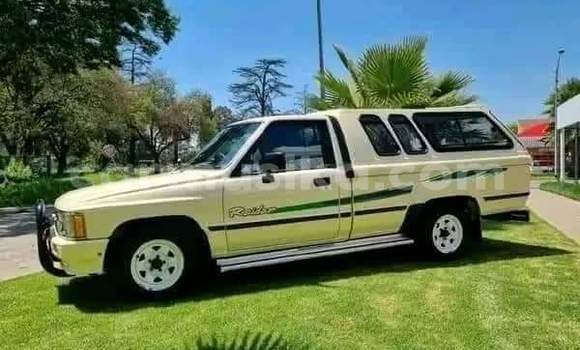 Acheter Occasion Voiture Toyota Hilux Autre à Beitbridge, Matabeleland South Acheter Occasion Voiture Toyota Hilux Autre à Beitbridge, Matabeleland South