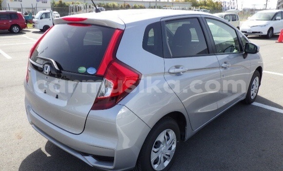 Acheter Occasion Voiture Honda Fit Gris à Beitbridge, Matabeleland South Acheter Occasion Voiture Honda Fit Gris à Beitbridge, Matabeleland South