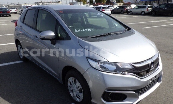 Acheter Occasion Voiture Honda Fit Gris à Beitbridge, Matabeleland South Acheter Occasion Voiture Honda Fit Gris à Beitbridge, Matabeleland South
