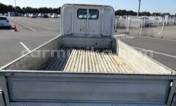 Acheter Occasion Utilitaire Toyota Dyna Blanc à Beitbridge, Matabeleland South Acheter Occasion Utilitaire Toyota Dyna Blanc à Beitbridge, Matabeleland South