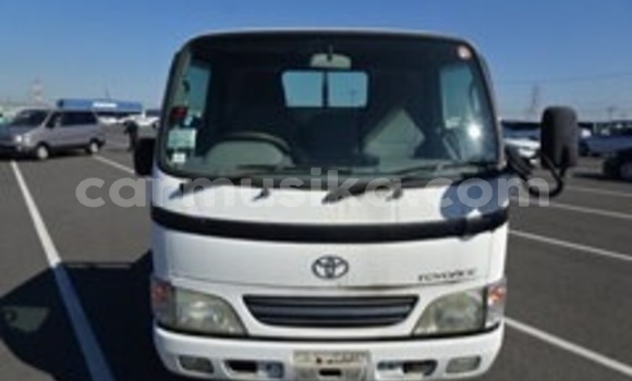 Acheter Occasion Utilitaire Toyota Dyna Blanc à Beitbridge, Matabeleland South Acheter Occasion Utilitaire Toyota Dyna Blanc à Beitbridge, Matabeleland South