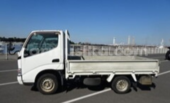 Acheter Occasion Utilitaire Toyota Dyna Blanc à Beitbridge, Matabeleland South Acheter Occasion Utilitaire Toyota Dyna Blanc à Beitbridge, Matabeleland South