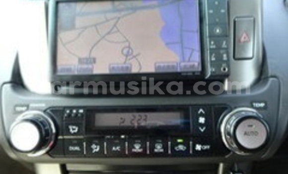 Nunua Ilio tumika Toyota Land Cruiser Nyeupe Gari ndani ya Beitbridge nchini Matabeleland Kusini Nunua Ilio tumika Toyota Land Cruiser Nyeupe Gari ndani ya Beitbridge nchini Matabeleland Kusini