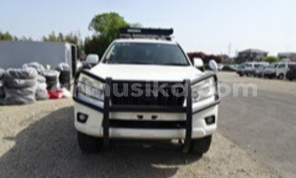 Nunua Ilio tumika Toyota Land Cruiser Nyeupe Gari ndani ya Beitbridge nchini Matabeleland Kusini Nunua Ilio tumika Toyota Land Cruiser Nyeupe Gari ndani ya Beitbridge nchini Matabeleland Kusini