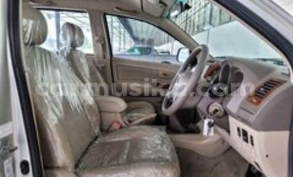 Acheter Occasion Voiture Toyota Hilux Gris à Beitbridge, Matabeleland South Acheter Occasion Voiture Toyota Hilux Gris à Beitbridge, Matabeleland South