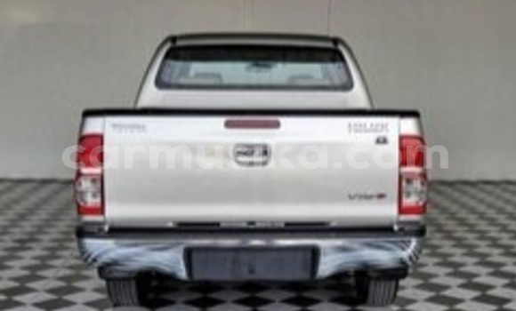 Acheter Occasion Voiture Toyota Hilux Gris à Beitbridge, Matabeleland South Acheter Occasion Voiture Toyota Hilux Gris à Beitbridge, Matabeleland South