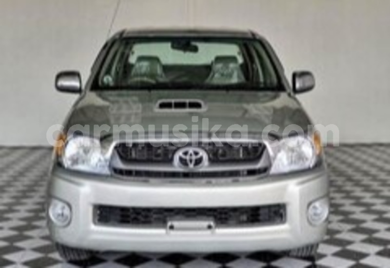 Big with watermark toyota hilux matabeleland south beitbridge 32854