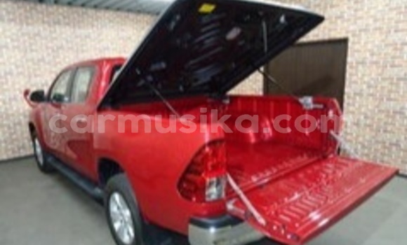 Nunua Ilio tumika Toyota Hilux Nyekundu Gari ndani ya Beitbridge nchini Matabeleland Kusini Nunua Ilio tumika Toyota Hilux Nyekundu Gari ndani ya Beitbridge nchini Matabeleland Kusini