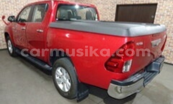 Nunua Ilio tumika Toyota Hilux Nyekundu Gari ndani ya Beitbridge nchini Matabeleland Kusini Nunua Ilio tumika Toyota Hilux Nyekundu Gari ndani ya Beitbridge nchini Matabeleland Kusini