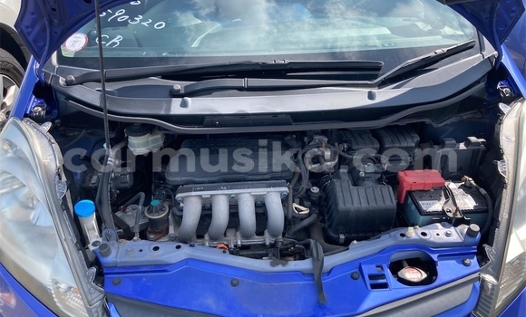 Nunua Ilio tumika Honda Fit Bluu Gari ndani ya Beitbridge nchini Matabeleland Kusini Nunua Ilio tumika Honda Fit Bluu Gari ndani ya Beitbridge nchini Matabeleland Kusini