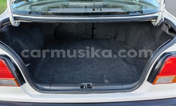 Buy Used Toyota Corolla White Car in Beitbridge in Matabeleland South Buy Used Toyota Corolla White Car in Beitbridge in Matabeleland South