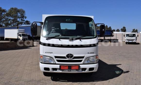 Nunua Ilio tumika Toyota Dyna Nyingine Lori ndani ya Beitbridge nchini Matabeleland Kusini Nunua Ilio tumika Toyota Dyna Nyingine Lori ndani ya Beitbridge nchini Matabeleland Kusini