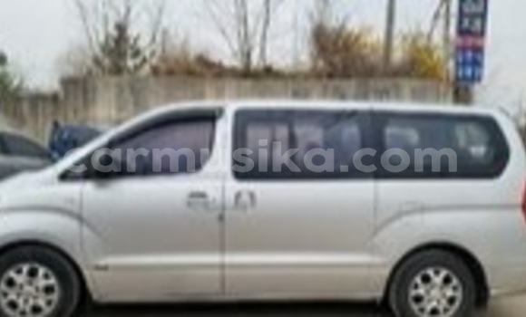 Acheter Occasion Voiture Hyundai H1 Gris à Beitbridge, Matabeleland South Acheter Occasion Voiture Hyundai H1 Gris à Beitbridge, Matabeleland South