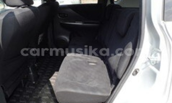 Acheter Occasion Voiture Toyota Ractis Gris à Beitbridge, Matabeleland South Acheter Occasion Voiture Toyota Ractis Gris à Beitbridge, Matabeleland South