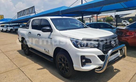 Acheter Occasion Voiture Toyota Hilux Blanc à Beitbridge, Matabeleland South Acheter Occasion Voiture Toyota Hilux Blanc à Beitbridge, Matabeleland South