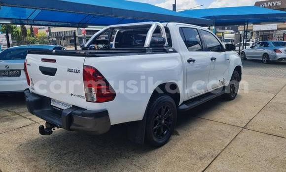 Acheter Occasion Voiture Toyota Hilux Blanc à Beitbridge, Matabeleland South Acheter Occasion Voiture Toyota Hilux Blanc à Beitbridge, Matabeleland South