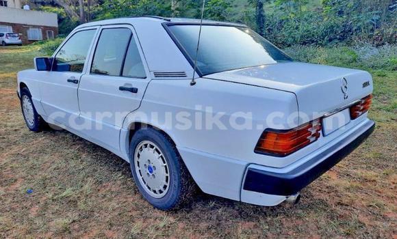 Acheter Occasion Voiture Mercedes‒Benz C–Class Blanc à Beitbridge, Matabeleland South Acheter Occasion Voiture Mercedes‒Benz C–Class Blanc à Beitbridge, Matabeleland South