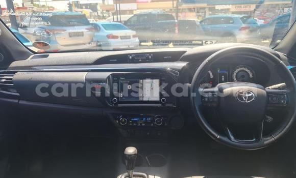 Buy Used Toyota Hilux White Car in Beitbridge in Matabeleland South Buy Used Toyota Hilux White Car in Beitbridge in Matabeleland South