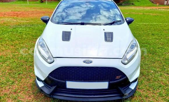 Buy Used Ford Fiesta White Car in Beitbridge in Matabeleland South Buy Used Ford Fiesta White Car in Beitbridge in Matabeleland South