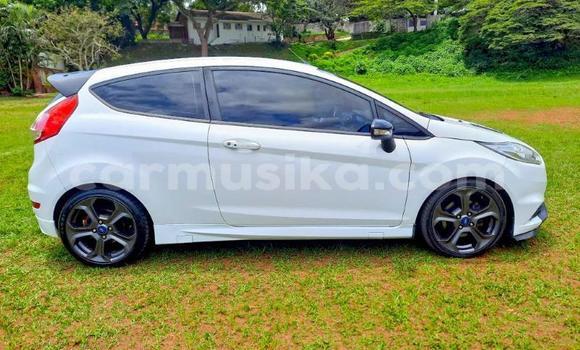 Buy Used Ford Fiesta White Car in Beitbridge in Matabeleland South Buy Used Ford Fiesta White Car in Beitbridge in Matabeleland South