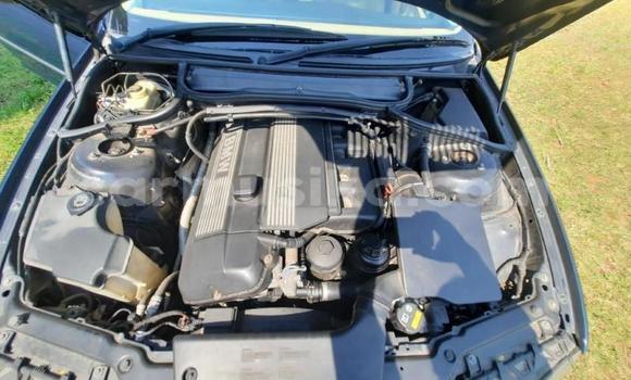 Acheter Occasion Voiture BMW 3–Series Bleu à Beitbridge, Matabeleland South Acheter Occasion Voiture BMW 3–Series Bleu à Beitbridge, Matabeleland South