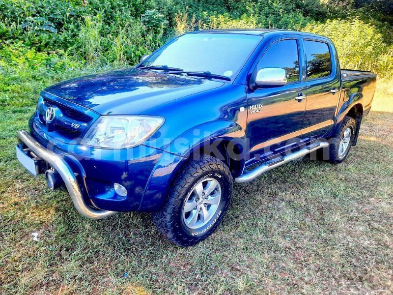 Big with watermark toyota hilux matabeleland south beitbridge 32882