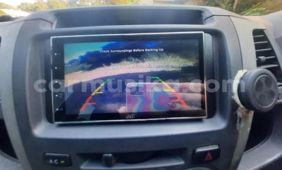 Buy Used Toyota Hilux Blue Car in Beitbridge in Matabeleland South Buy Used Toyota Hilux Blue Car in Beitbridge in Matabeleland South