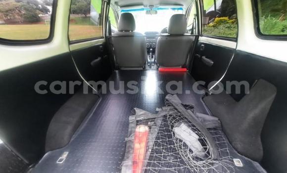 Buy Used Toyota Avanza White Car in Beitbridge in Matabeleland South Buy Used Toyota Avanza White Car in Beitbridge in Matabeleland South