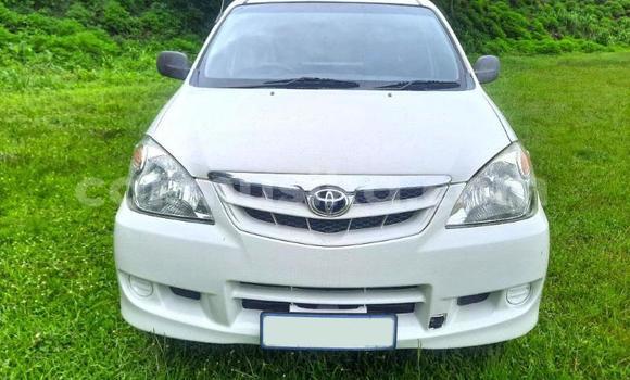 Buy Used Toyota Avanza White Car in Beitbridge in Matabeleland South Buy Used Toyota Avanza White Car in Beitbridge in Matabeleland South