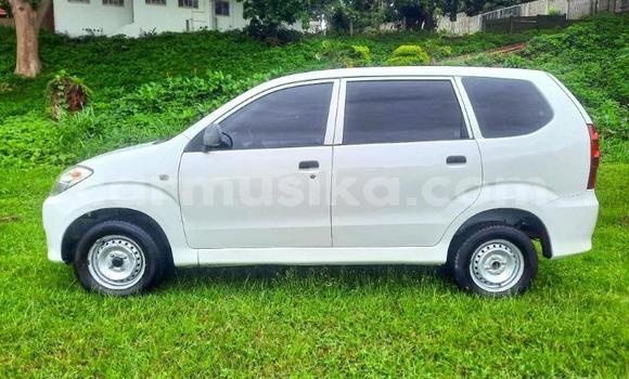 Buy Used Toyota Avanza White Car in Beitbridge in Matabeleland South Buy Used Toyota Avanza White Car in Beitbridge in Matabeleland South