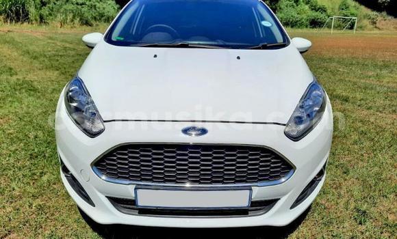 Buy Used Ford Fiesta White Car in Beitbridge in Matabeleland South Buy Used Ford Fiesta White Car in Beitbridge in Matabeleland South