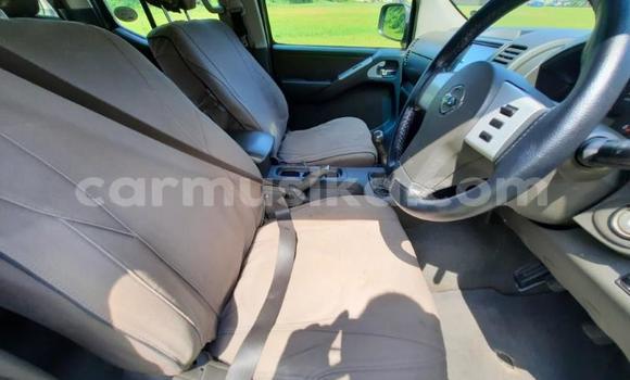 Nunua Ilio tumika Nissan Navara Fedha Gari ndani ya Beitbridge nchini Matabeleland Kusini Nunua Ilio tumika Nissan Navara Fedha Gari ndani ya Beitbridge nchini Matabeleland Kusini