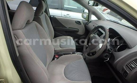 Buy Used Honda Fit Other Car in Beitbridge in Matabeleland South Buy Used Honda Fit Other Car in Beitbridge in Matabeleland South