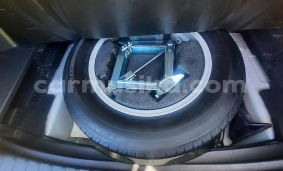 Buy Used Toyota RAV4 White Car in Beitbridge in Matabeleland South Buy Used Toyota RAV4 White Car in Beitbridge in Matabeleland South