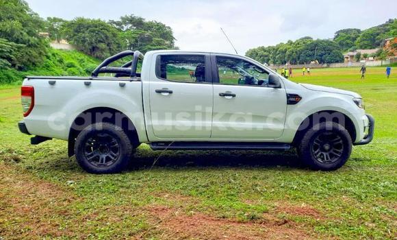 Buy Used Ford Ranger White Car in Beitbridge in Matabeleland South Buy Used Ford Ranger White Car in Beitbridge in Matabeleland South