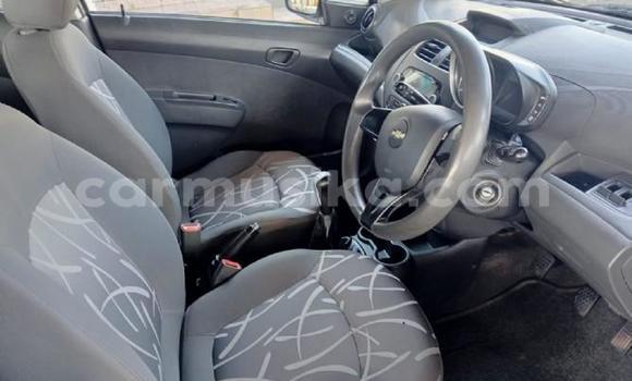 Nunua Ilio tumika Chevrolet Spark Fedha Gari ndani ya Beitbridge nchini Matabeleland Kusini Nunua Ilio tumika Chevrolet Spark Fedha Gari ndani ya Beitbridge nchini Matabeleland Kusini