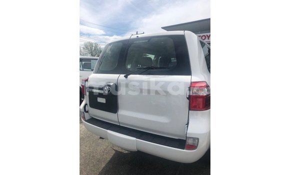 Buy Import Toyota Land Cruiser Black Car in Import - Dubai in Harare Buy Import Toyota Land Cruiser Black Car in Import - Dubai in Harare