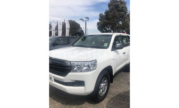 Buy Import Toyota Land Cruiser Black Car in Import - Dubai in Harare Buy Import Toyota Land Cruiser Black Car in Import - Dubai in Harare
